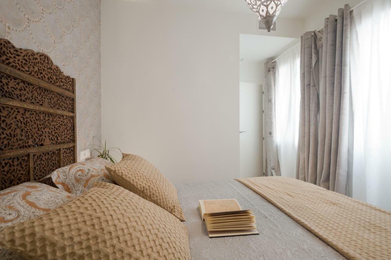 Central Deluxe Apartments Гранада Екстер'єр фото